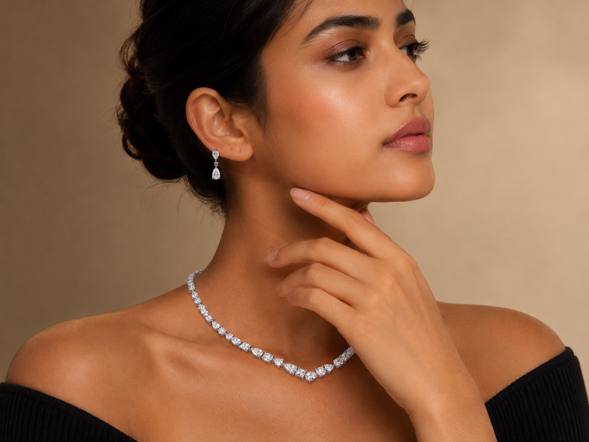 White Mixed Cut Crystal Jewellery Set – Rhodium Plated