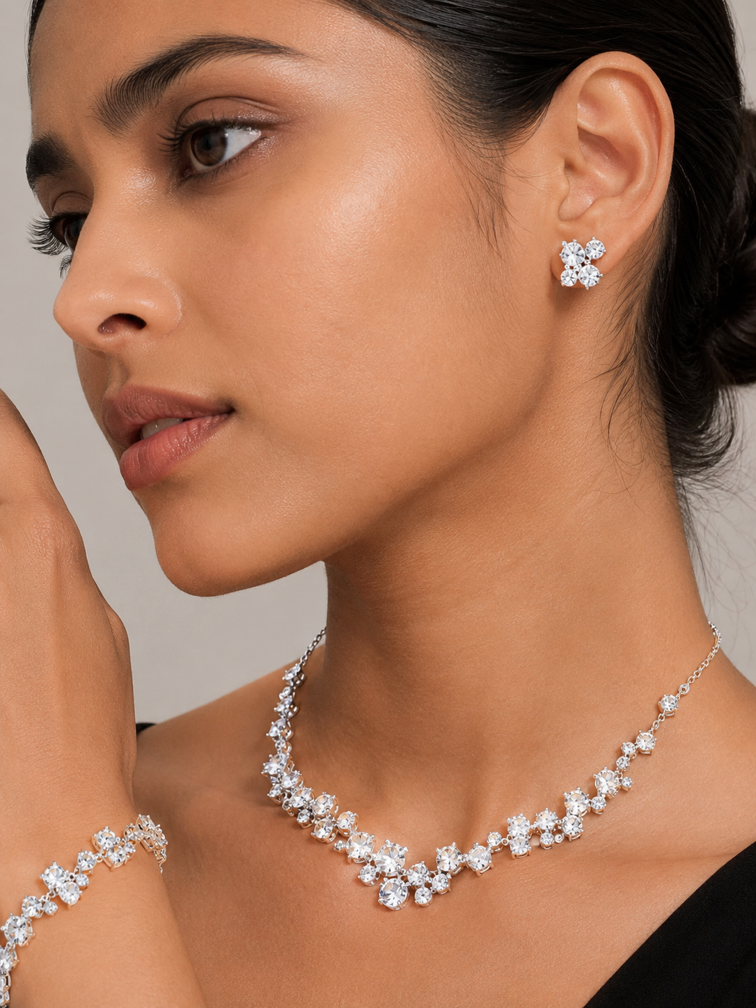 White Mixed Cut Crystal Jewellery Set – Rhodium Plated